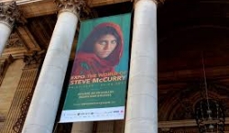  Palais de la Bourse (c) Steve McCurry & "Memoscope"