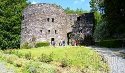 visite du chateau des comtes de Salm de Salmchateau