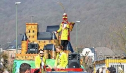 video du bal du carnaval des enfants de La Roche 2012