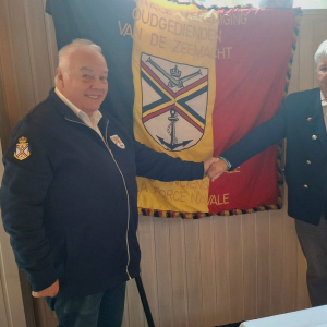 -Commandante de frégate Maryse van Bussel La passation du National vers la section provinciale du Luxembourg