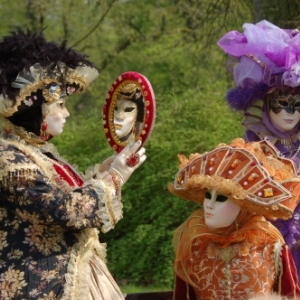 Les Costumés de Venise à La Marlagne et aux Jardins d'Annevoie