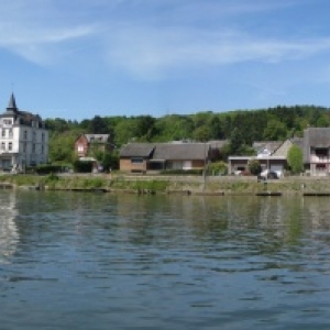 Les Palaces Mosans de Waulsort, visite pédestre à Hastière, le dimanche 19 mai 2019