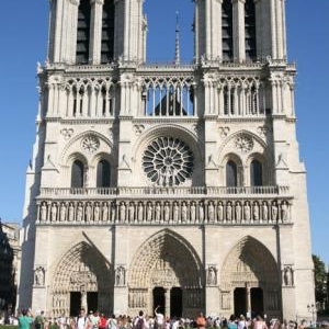 2. Notre Dame de Paris