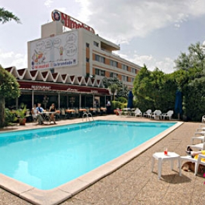 3. l'hotel