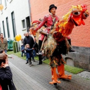 Differents deambulatoirs animeront les rues, pour notre plaisir (c) Bruno Fahy/"La Libre"/2014