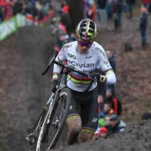 Demonstration de Wout Van Aert, alors Champion du Monde (c) "Metro"/2017