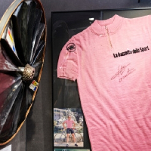 Un maillot rose du "Giro"
