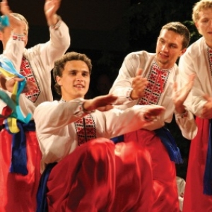 Ukraine : "Folk Dance Ensemble Podillya", de Khmelnitsky 