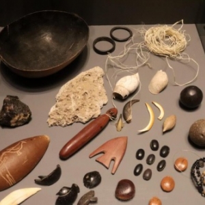 Objets divers de la tribu Ticuna (c) "Musee international du Carnaval et du Masque"