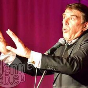 Jacques Brel à Houffalize. T’as voulu voir Dinez, et on a vu Denise 