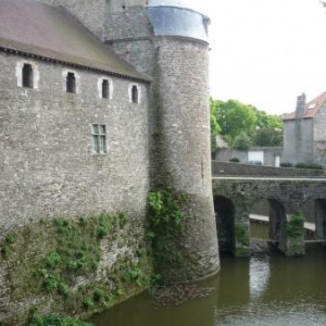 Boulogne sur mer : le chateau - musee