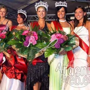 Melanie Nizette est Miss framboise 2009