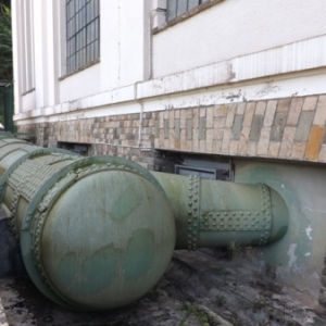 Les conduites alimentent les turbines