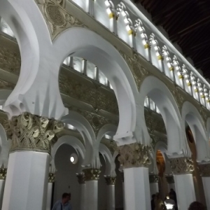  Tolède  ( Espagne )    Sinagoga de Santa Maria la Blanca                        