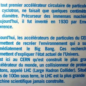 Le CERN ( frontière franco - suisse ) /  / photo : F. Detry )