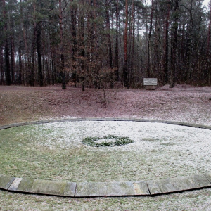 Le massacre de Paneriai ( Lituanie ) ( Photo F. Detry ) Le massacre de Paneriai ( Lituanie ) ( Photo F. Detry )