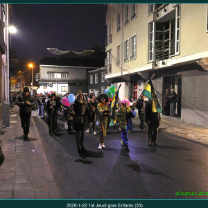 1er jeudi gras : sortie des enfants ( photo : D. Dosquet )