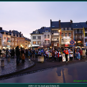 1er jeudi gras : sortie des enfants ( photo : D. Dosquet )