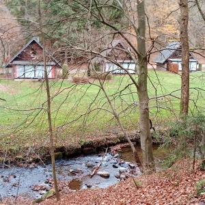 Le Val d'Arimont en bord de  Warchenne