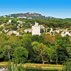 5 Villeneuve - lez - Avignon