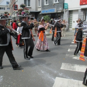 Malmedy tout en couleurs pour les 50 ans de la Mesnie dol Haguète          