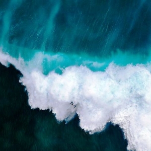 6 Surf, Injidup Beach, Western Australia © Sagi Roitfarb - Drone Awards 2020