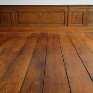 Plancher et boiserie interieurs