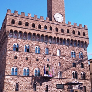 Le Palazzo Vecchio et son beffroi de 95 m  (photo F. Detry )