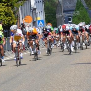 Sprint du groupe de tete.