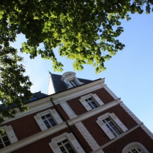  Hotel La Maison rouge et son Restaurant Le Cercle a Noeux Les Mines.