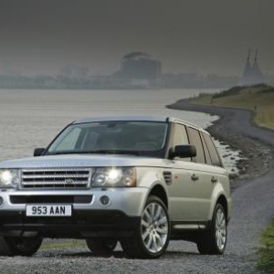 AUTO Essai: RANGE ROVER TdV8.