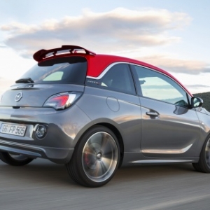 opel Adam S