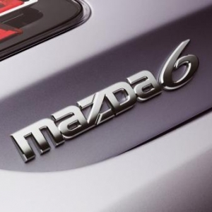 MAZDA 6. 