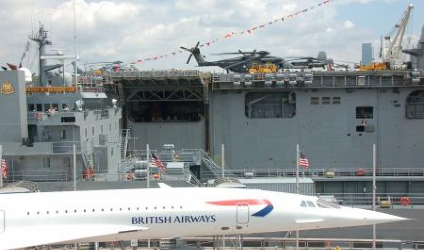 Concorde et porte-helicoptere