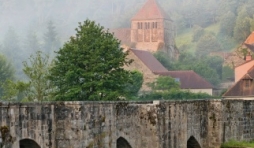 Le vent soufflait sur la riviere de Michel Blondonnet  Editions Albin Michel.